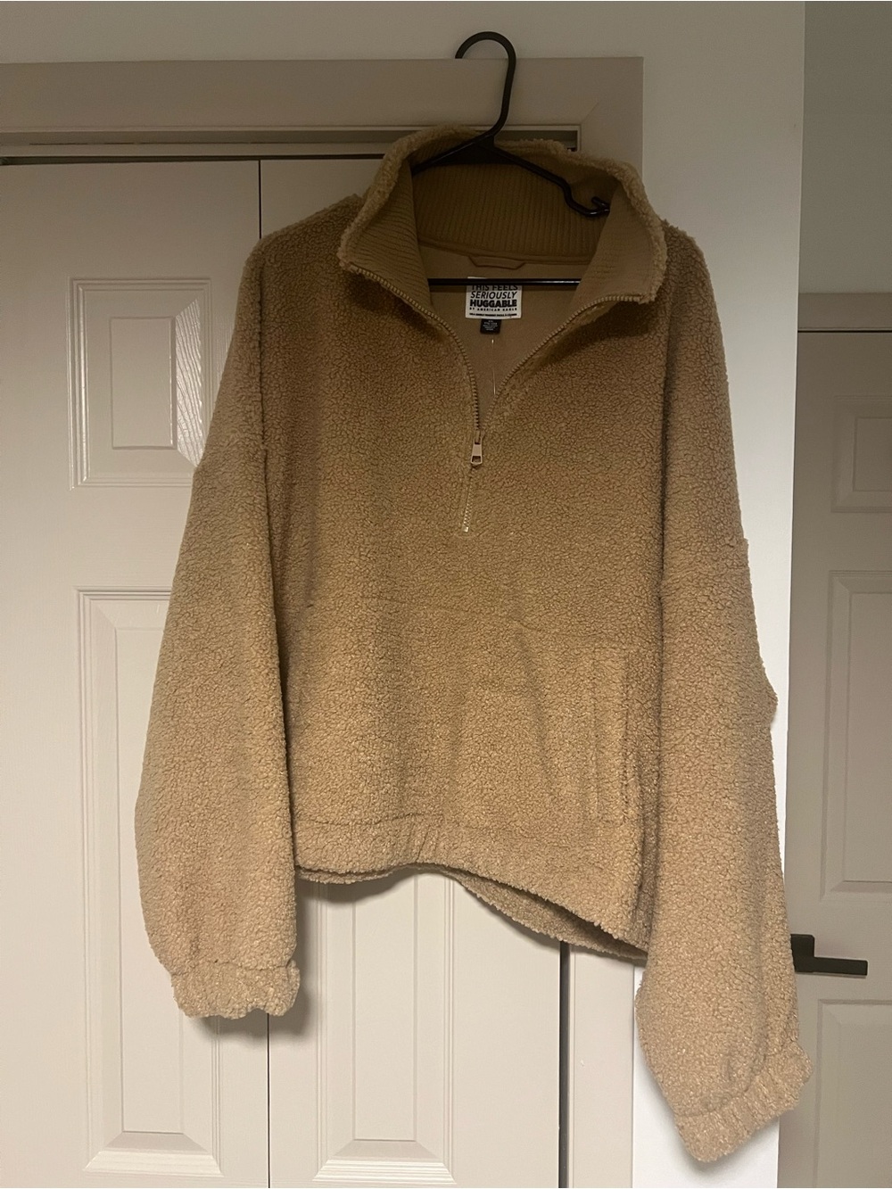 *NWT* American Eagle Sherpa Pullover Sweater - Tan